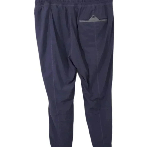 LULULEMON elastic waist joggers.  Size 8 - Picture 2 of 7